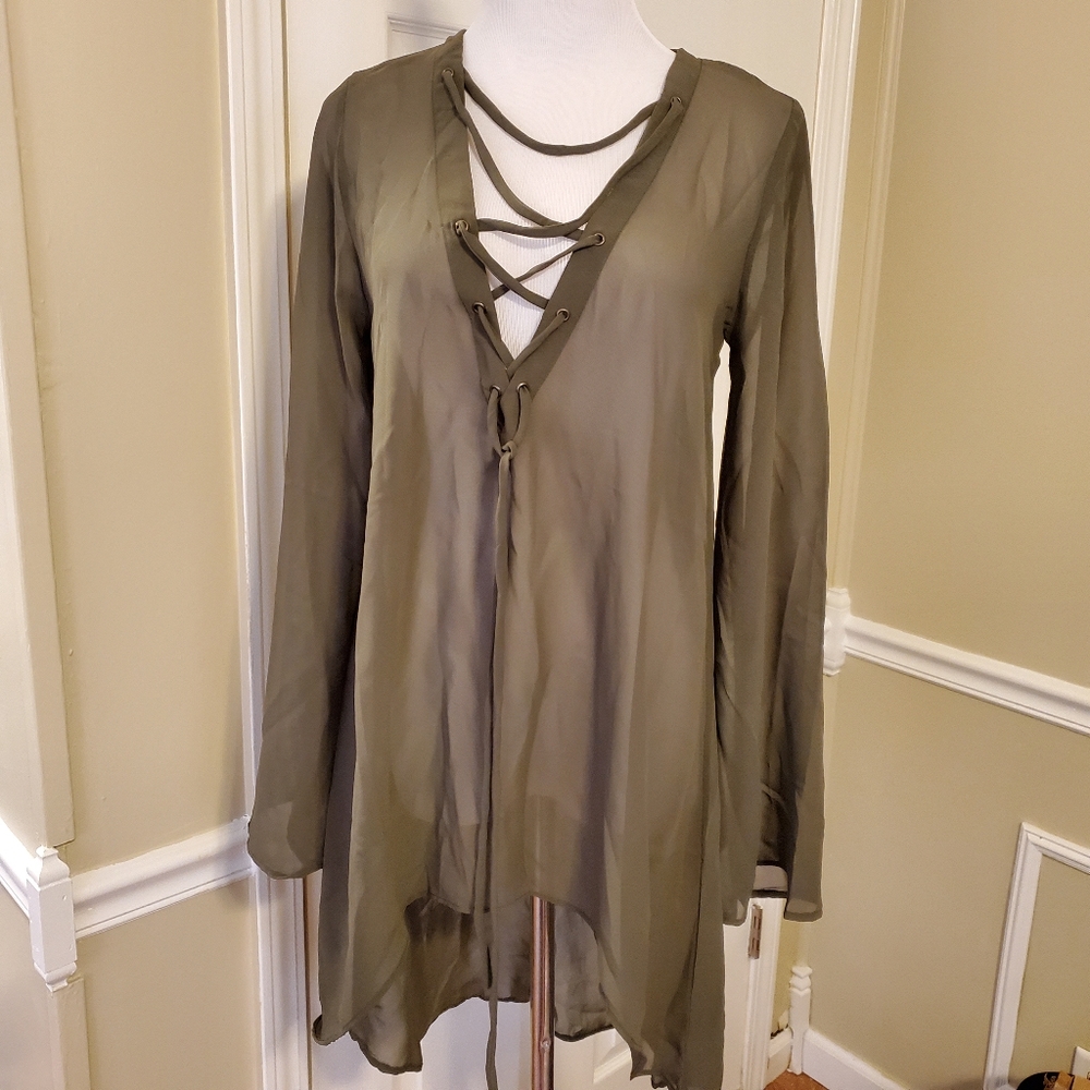 Womens size small bundle (4) - Picture 1 of 6